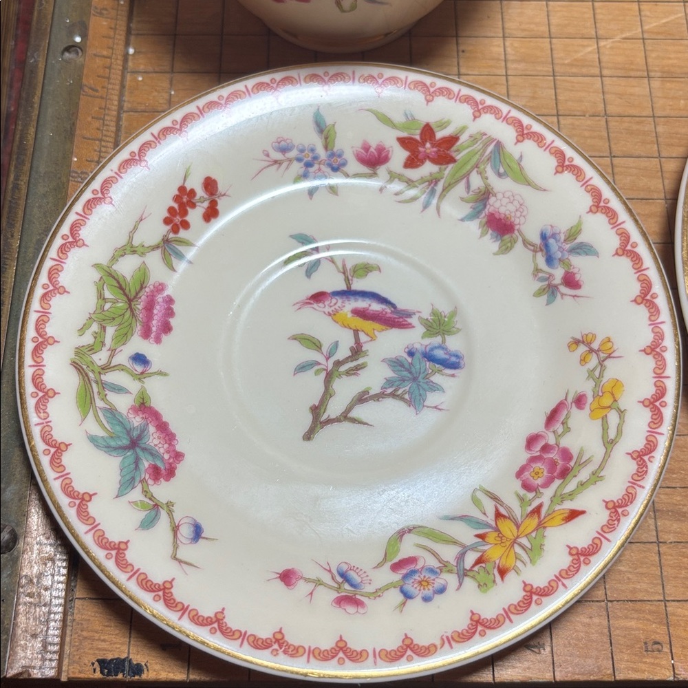 Old Ivory Syracuse 2 Cup 2 Saucers Bombay Pattern Exotic Floral Colorful Bird - Picture 8 of 17